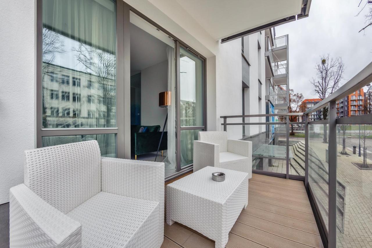 Apartamenty Sun & Snow Riverfront Gdańsk Exteriör bild